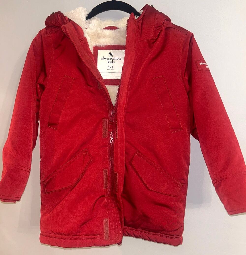Abercrombie Kids Red Sherpa Parka Winter Coat Jacket S 5/6 cabin preppy ski cozy
